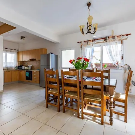Villa Argiro Bright Paralimni