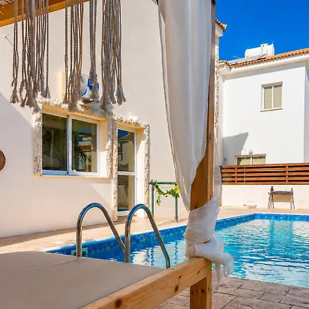 Argiro Bright Villa *